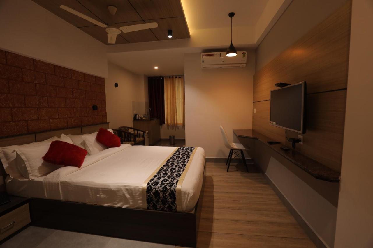 Bhavanam Regency Guruvayoor Guruvayur Bagian luar foto